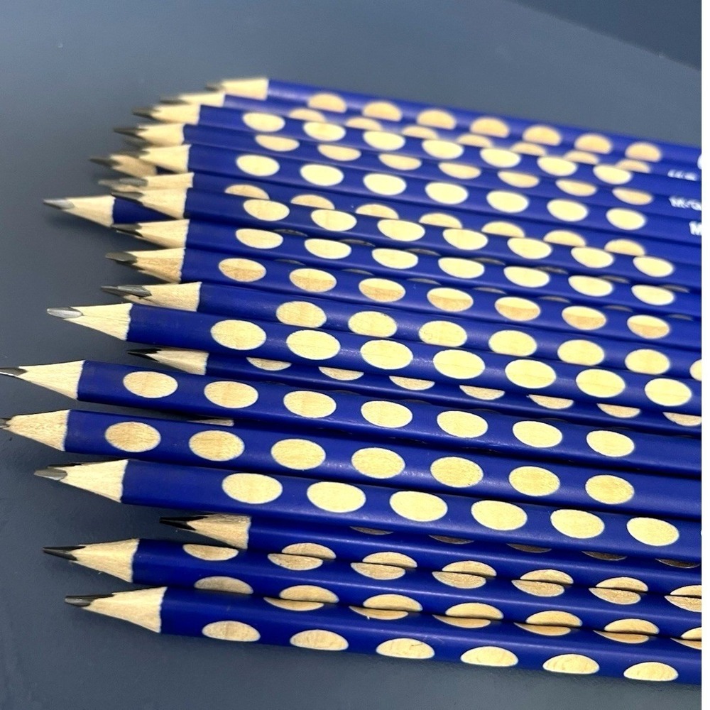 30 Pack Ergonomic Triangular Shape Wood Pencils Three Flat Sides Sharpened‎ Blue